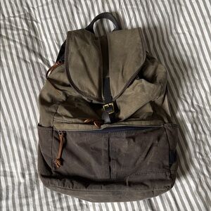 Olive and Brown Men's Backpack by Fossil. Padded Computer compartment.